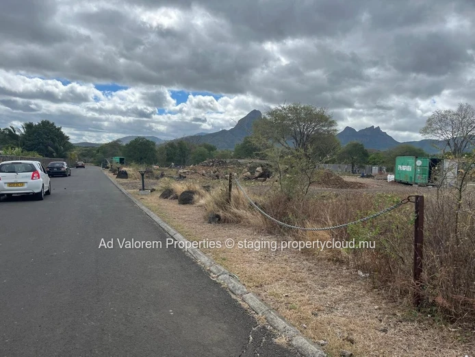 Land for sale in Tamarin (Sole Mandate)
