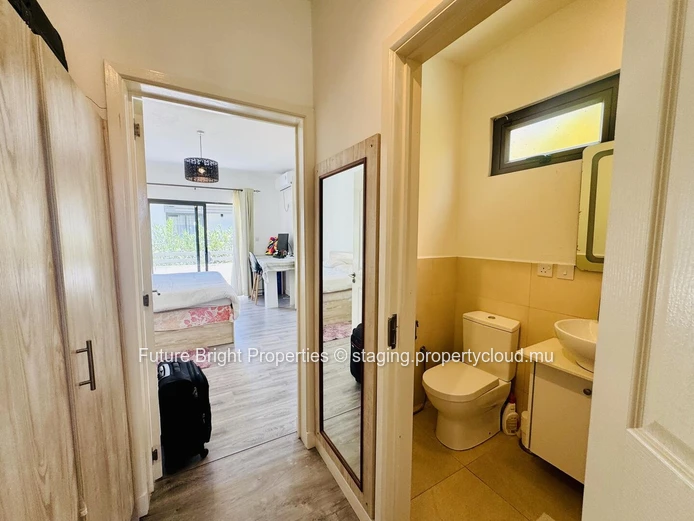 A Cozy Island Retreat in the Heart of Tamarin