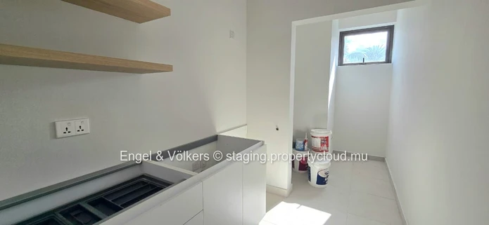 Luxury Sea-View Apartment in Tamarin – A Unique Coastal Living Experience