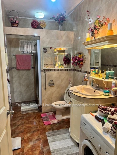 Maison 3 chambres à vendre à Rose Hill avec jardin