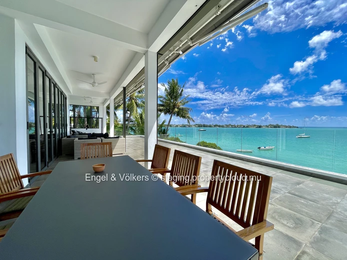 Beachfront Penthouse for Rent in Grand Baie