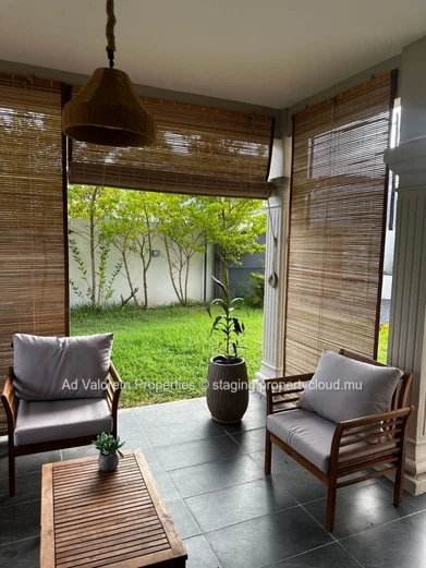 ?? Tastefully Renovated House for Rent – Cascavelle