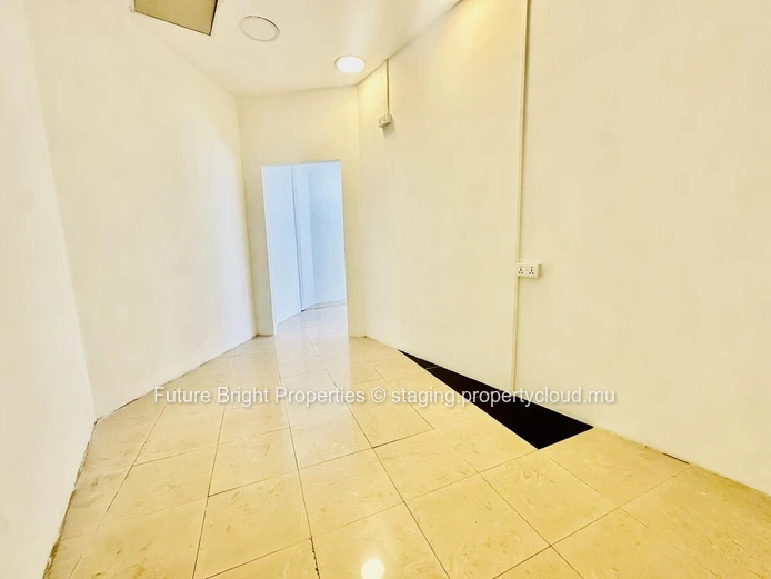 Commercial Space For Rent – Prime Location In Gateway Building, St Jean, Quatre Bornes