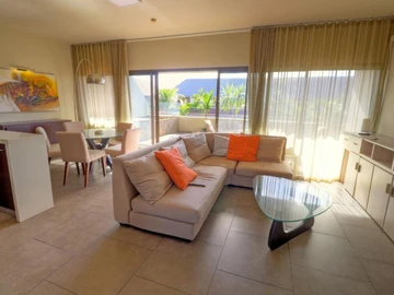 3 Bedroom Commercial Property