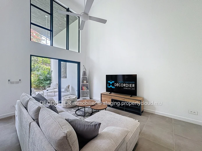 Magnificent duplex apartment in Pointe aux Cannoniers