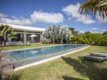 4 Bedroom Villa