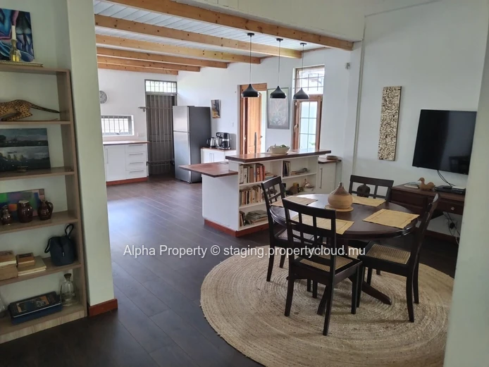 Elegant house to let at Verdun