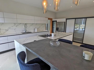 5 Bedroom Villa
