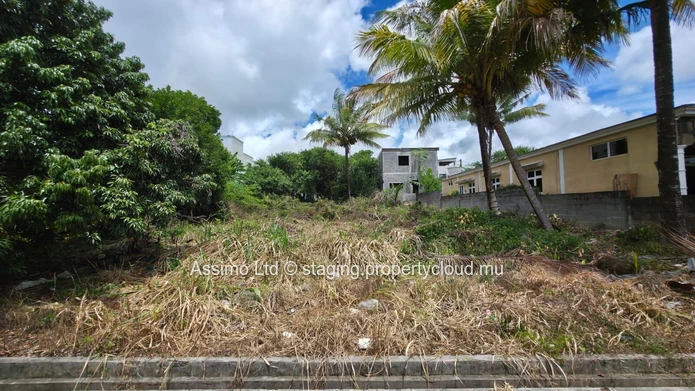 Terrain résidentiel à vendre à Pamplemousses – 548 m² .