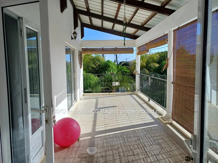 Exceptional offer - Beautiful 4 bedrooms house with garden and pool in Pereybere