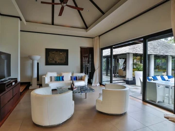 4 Bedroom Villa