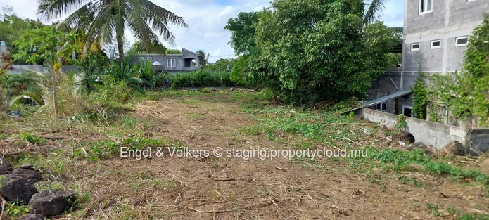 Residential Plot for Sale – 1709 m² – Grand Gaube