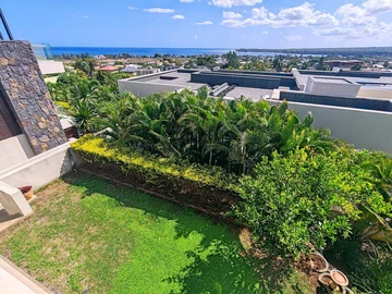 3 Bedroom Townhouse, Duplex