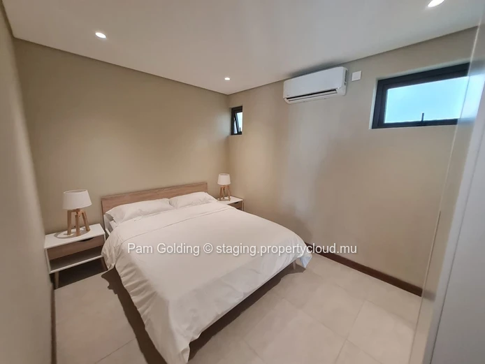 3 Bedroom penthouse Pointe aux Cannoniers 