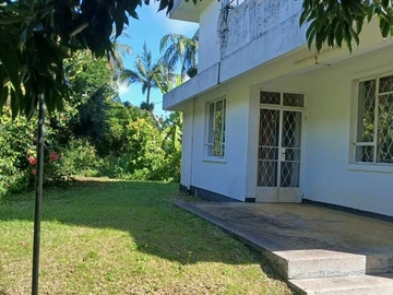 6 Bedroom House