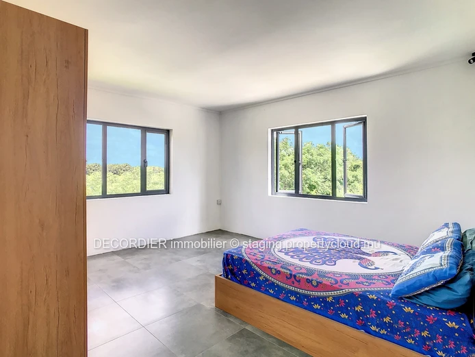 Large detached house with some finishing to be expected