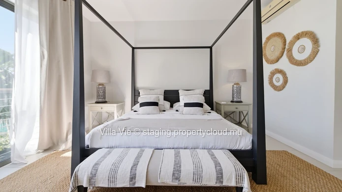 Péreybère - Magnificent 3-bedroom penthouse with large rooftop and private pool (Sole Mandate)