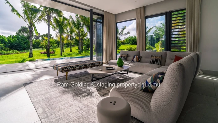 Luxurious Contemporary Villa in Anahita Golf Estate - 5 Bedrooms, Panoramic Views 