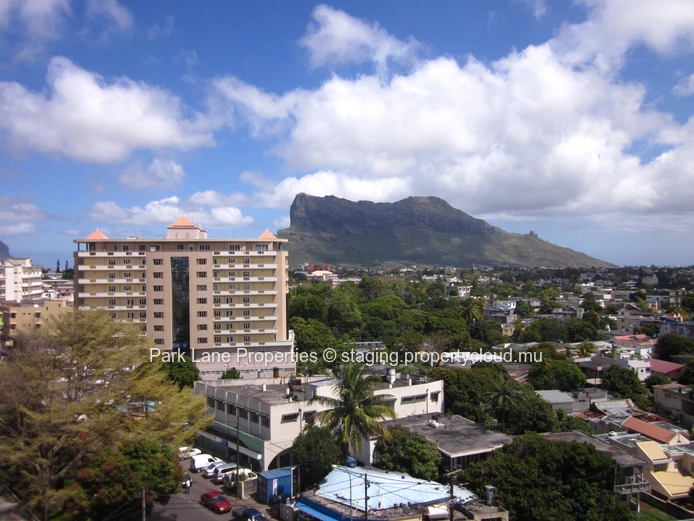 Prime office spaces on Royal Road St. Jean