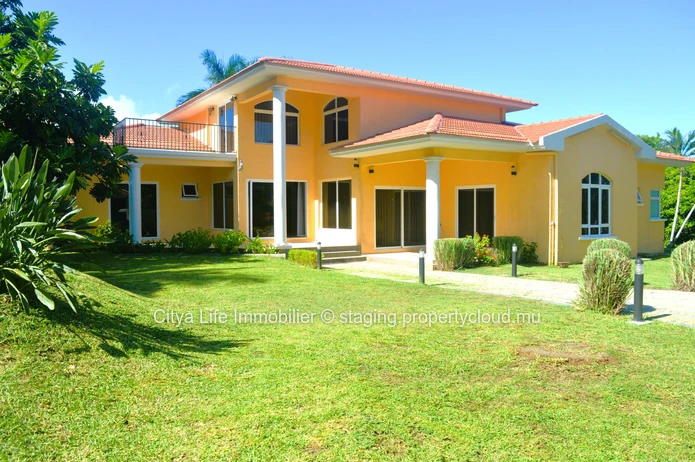 Vous êtes à la recherche d'une maison familiale spacieuse, saisissez l'opportunité de devenir propriétaire de cette b...