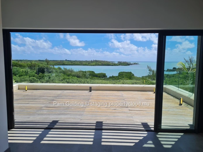 Penthouse spacieux de 3 chambres avec vue sur le lagon à vendre à St. Antoine Residences – Côte Nord de l’île Maurice