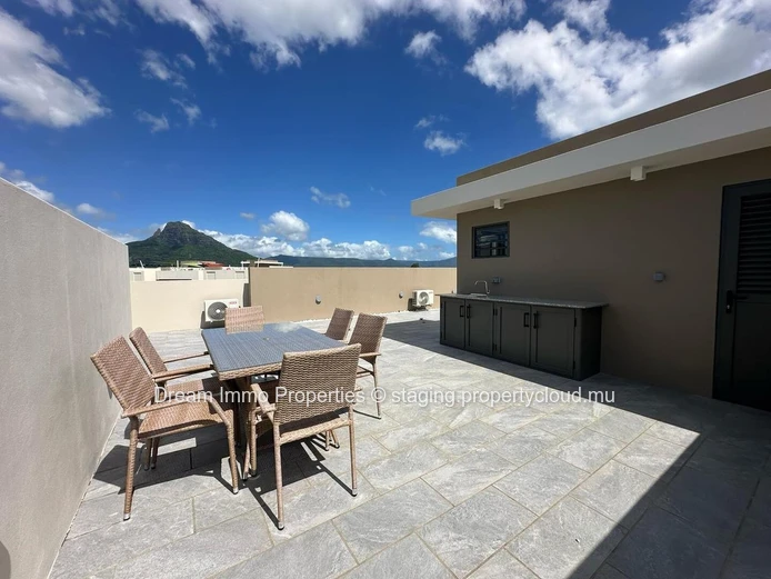Top Prix ! Penthouses Modernes Vue Mer Avec Rooftop Prive A Flic En Flac - Ile Maurice