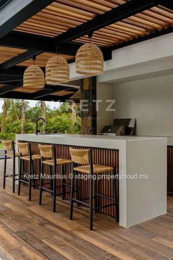 Exceptional golf-front villa, designed for entertaining