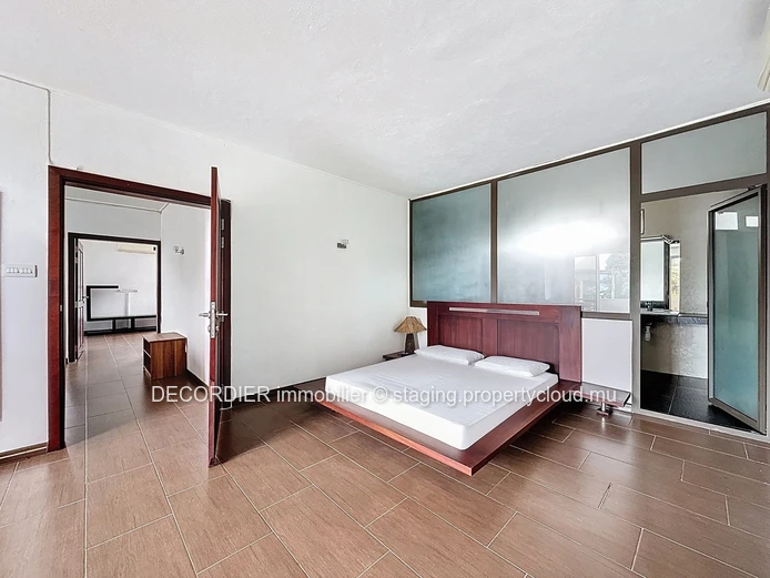 Furnished Contemporary House – Stanley Rose Hill