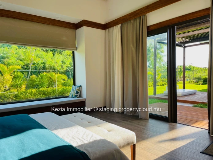 Balinese-Style Single-Storey Contemporary Villa