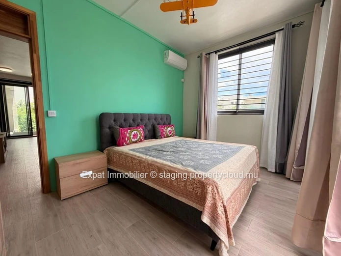 5-bedroom family villa + study for rent – Pointe aux Canonniers, Coastal Road