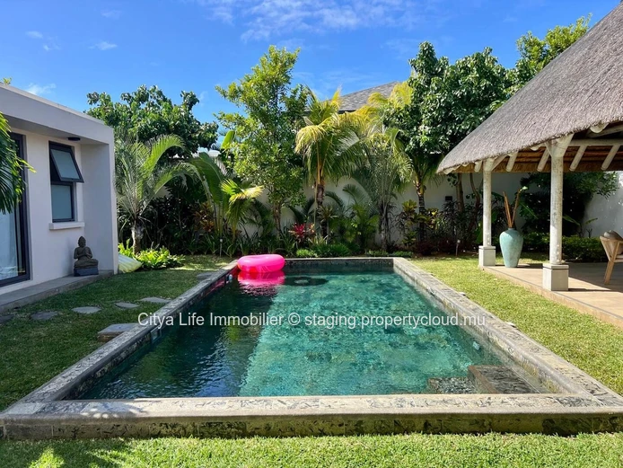 Luxurious Villa with Private Pool in Grand Baie - 147m² Living Space, 500m² Land Area - Only 850 000 €!