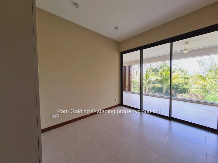 Appartement PDS à vendre à Grand Baie, 197m², 2 chambres, piscine privée, climatisé, vue sur mer et montagne, sécurit... (Mandat exclusif)