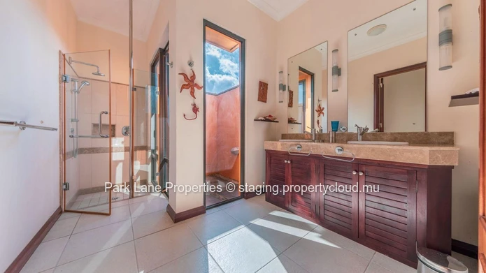Prestigieuse villa IRS sur la côte ouest