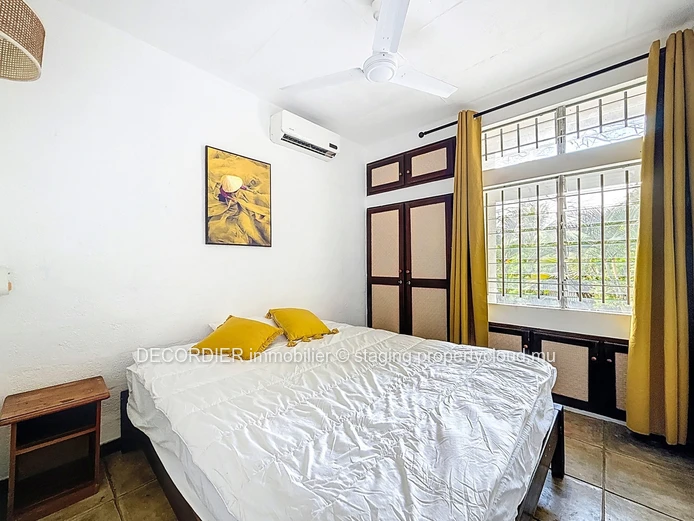 Charming home with spacious garden
