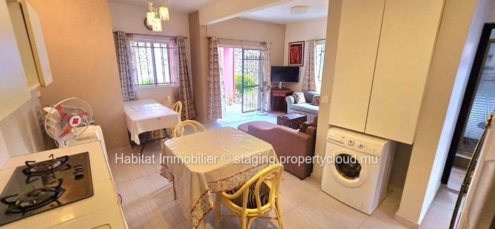 To rent : Located on the ground floor of a quiet residence, apartment of 79 m2 