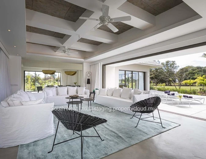 Modern 4-bedroom villa 