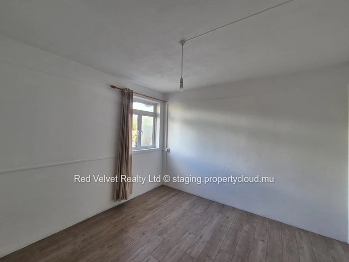  Office for Rent in Quatre Bornes