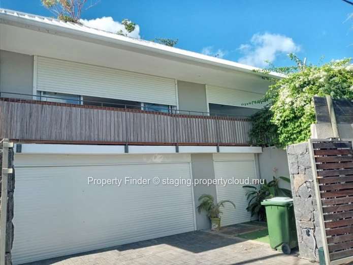4 Bedroom villa - For sale - Tamarin