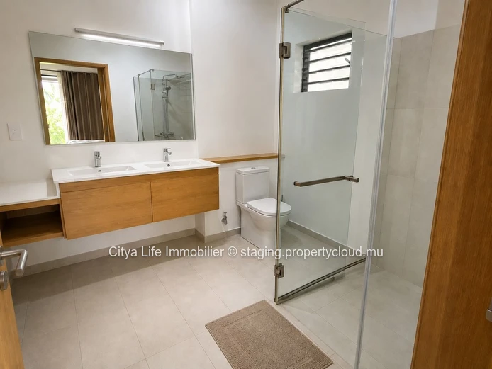 Spacious apartment for rent at Beau Plan (Sole Mandate)