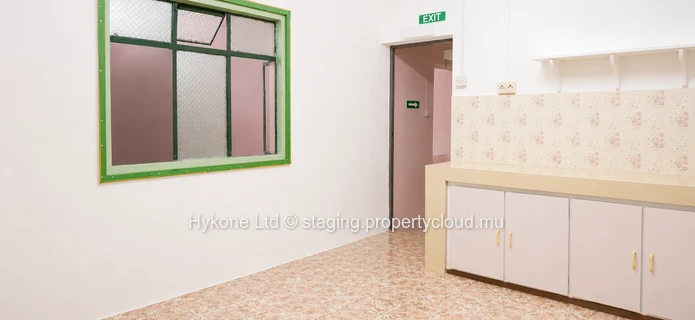 Appartement À Vendre À Quatre Bornes
