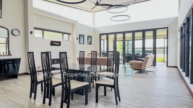 Villa d’exception avec vue golf et mer – Avalon Golf Estate