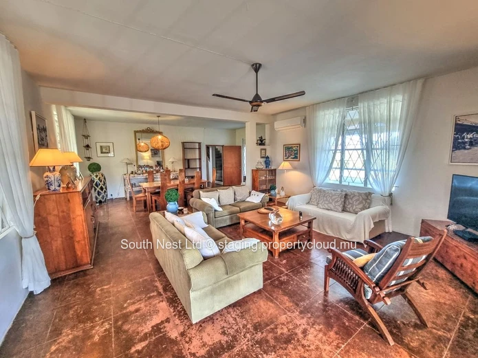  Beautiful House Off the Beaten Track! with 3 Bed,