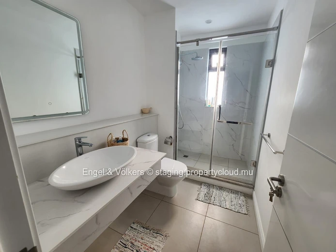 Spacious Modern 3-Bedroom Apartment in Grand Baie