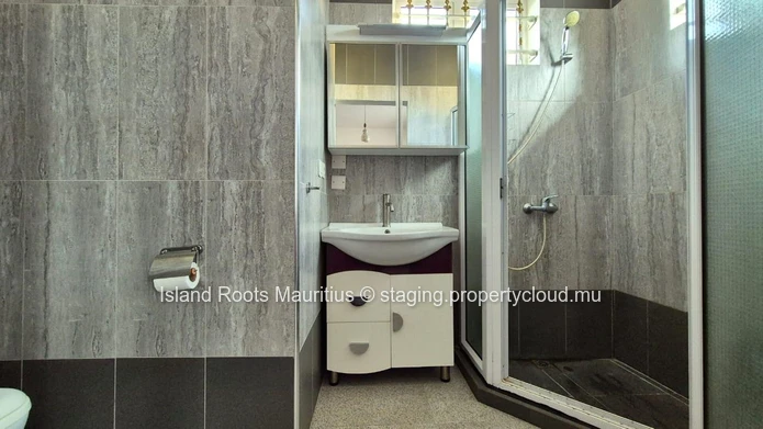 100m2 flat for rent in Grand Baie !