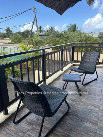 Modern 3-Bedroom Duplex with Jacuzzi Near the Beach – RES Scheme