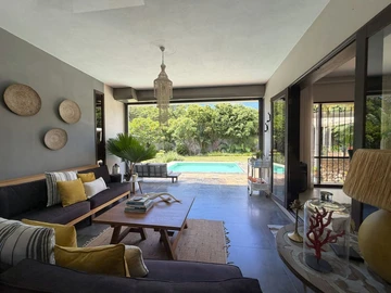 4 Bedroom Villa