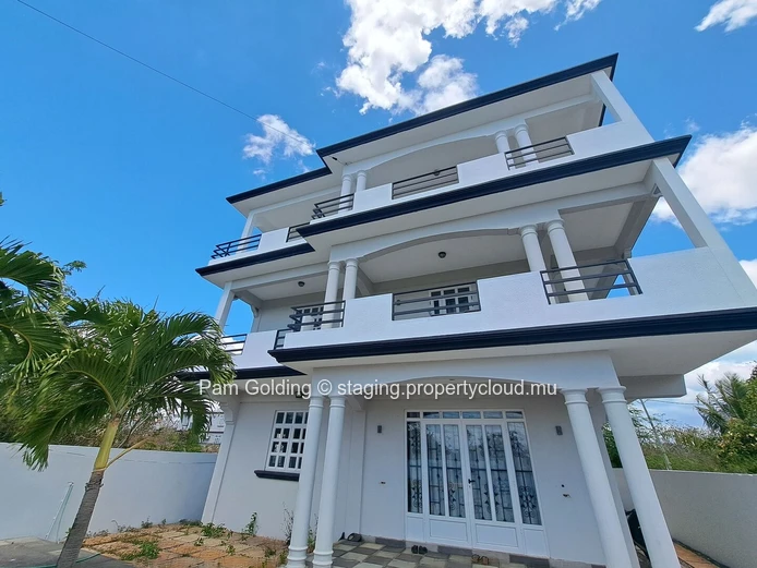 Grand Baie – Apartment for sale – Pam Golding Mauritius