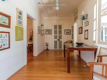2 Bedroom Commercial Property