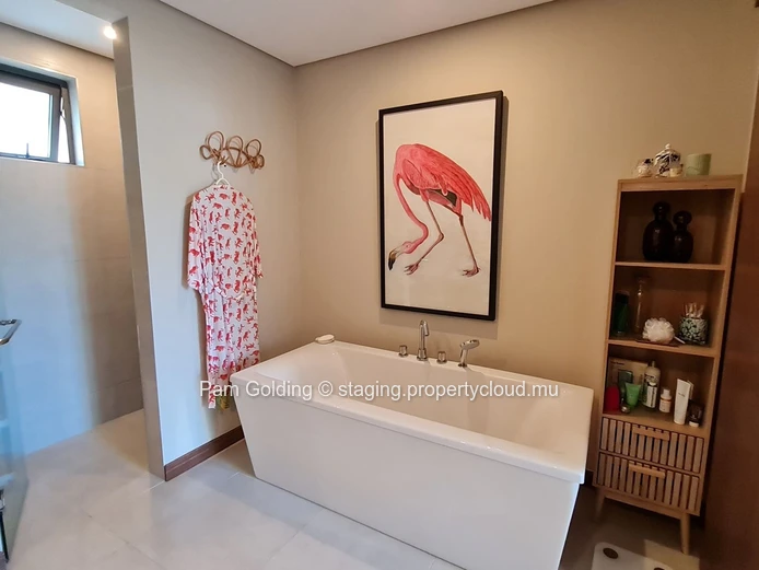 First-Floor 2-Bedroom Apartment in Pointe aux Canonniers, Mauritius – 204.84 m²