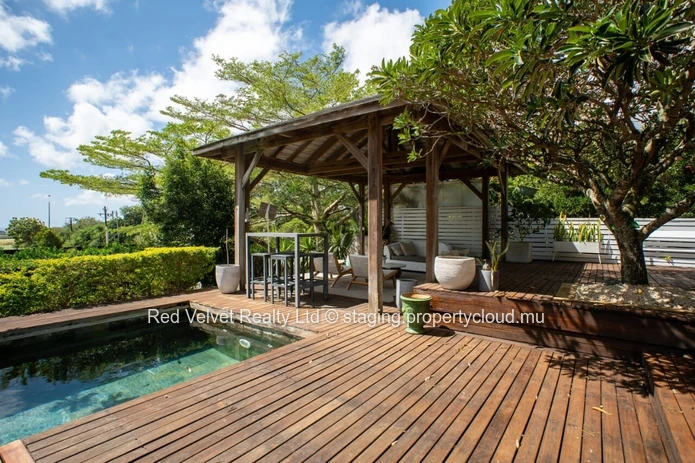 Villa de luxe 4 chambres avec piscine sur 1 332 m² de terrain – Mont Piton, Mapou | Rs 29M
